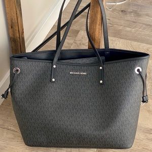 Michael Kors Tote Bag 🤩